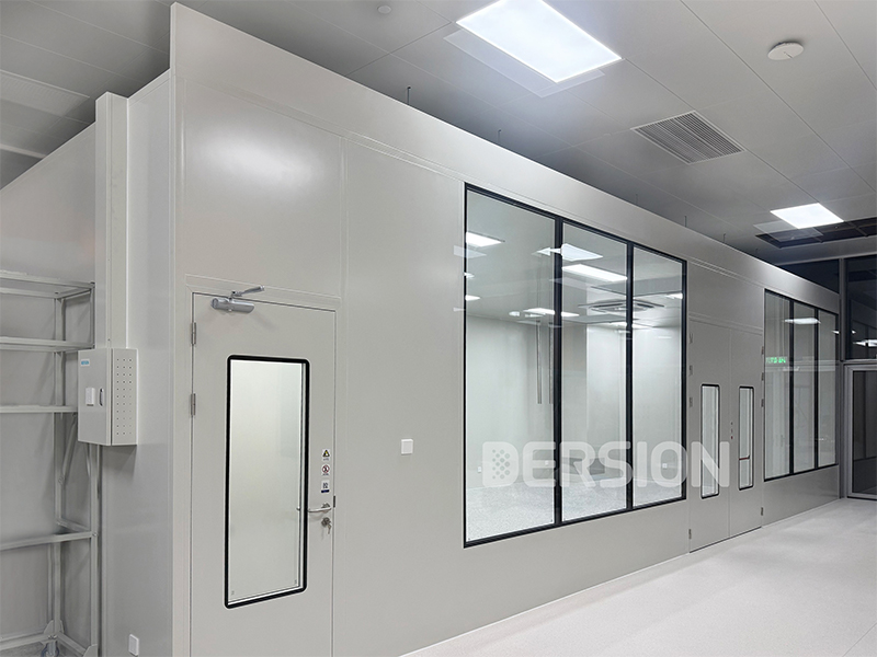 86洁净室.jpg